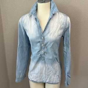 Cloth & Stone Chambray Ombré Half Button Up Long Sleeve Small